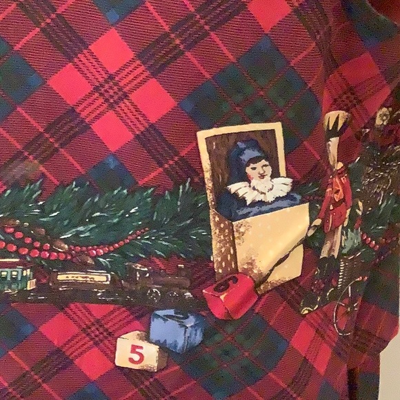 VTG Lucia Christmas Plaid skirt and vest. Beautiful Christmas scenes size 12 - Picture 16 of 16